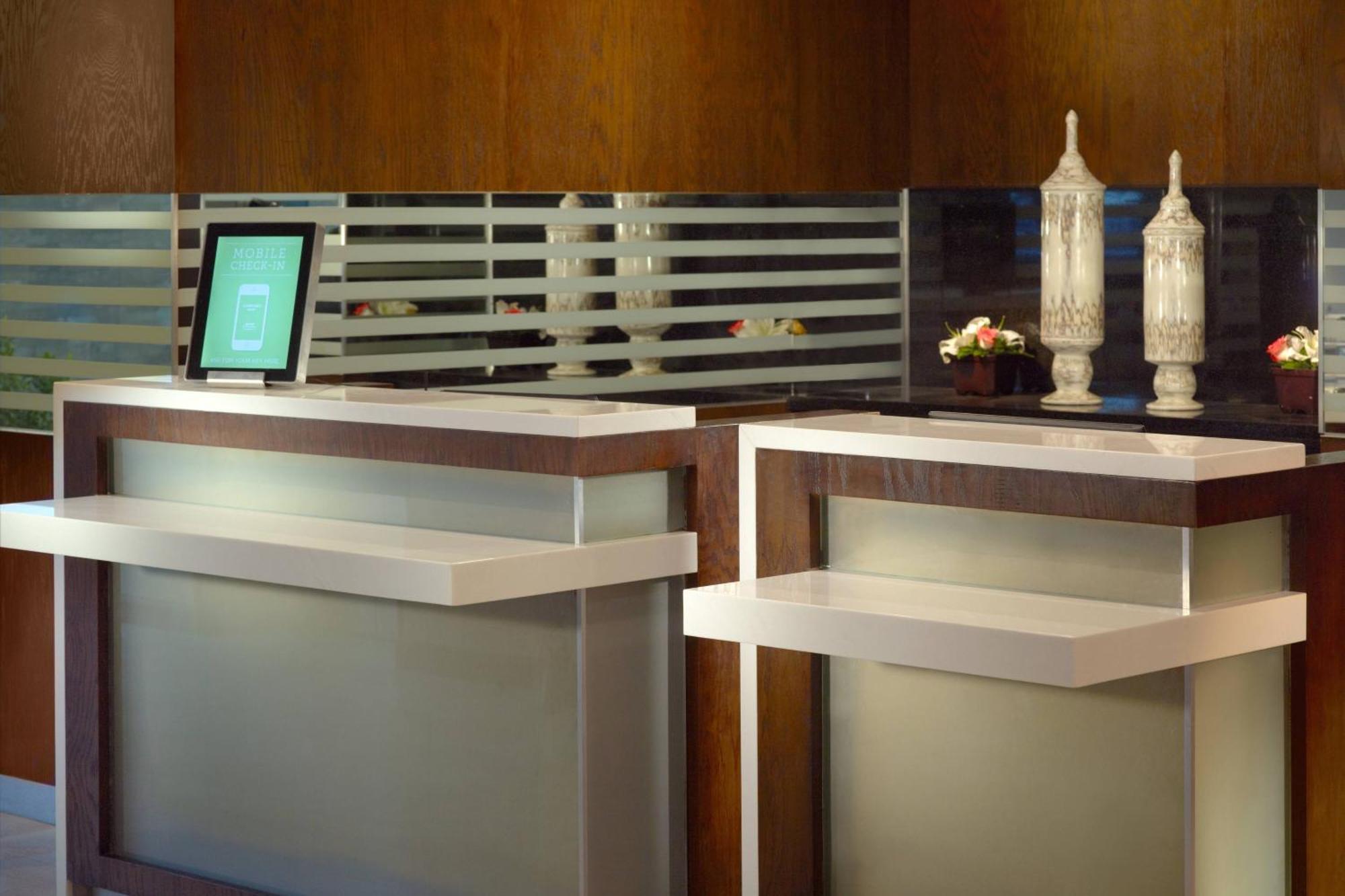 Courtyard By Marriott 5*