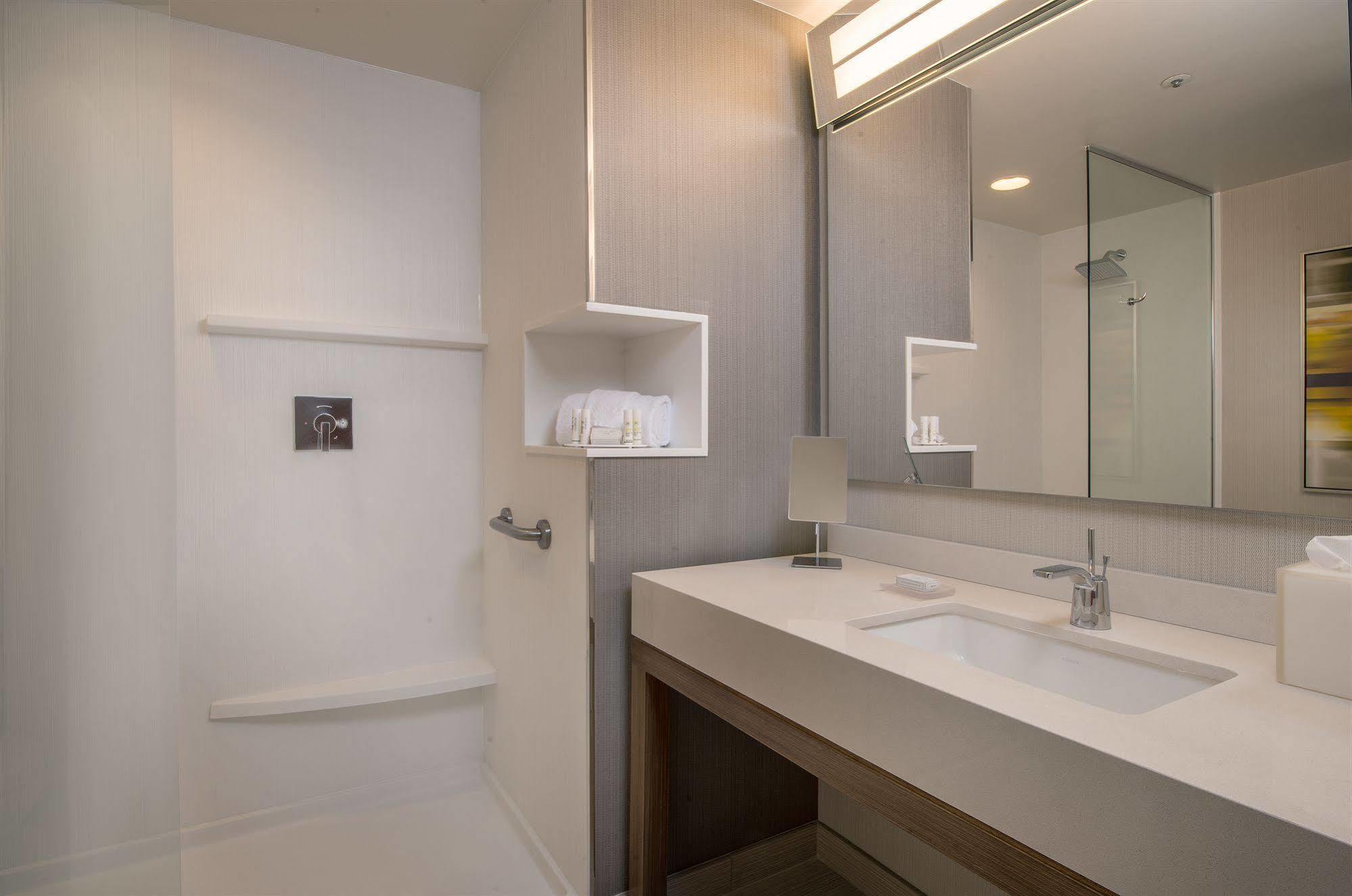 Hotel Courtyard By Marriott 5*